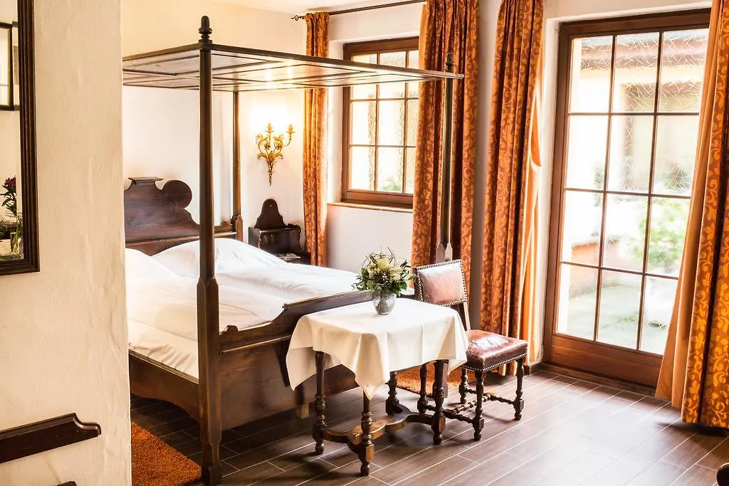 Wagners Hotel Greifen-Post 3*, Feuchtwangen